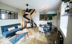 L'Atypique, charming house with enclosed garden - Image 2