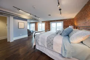 Stunning 2 BR, 2 BA, w/Elevator, Downtown Wooster - Image 4