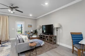 Turn & Slip Inn w/pool to this luxe 3BR townhouse - Image 3