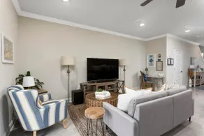 Turn & Slip Inn w/pool to this luxe 3BR townhouse - Image 4