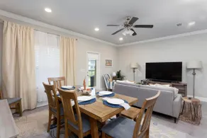 Turn & Slip Inn w/pool to this luxe 3BR townhouse - Image 5