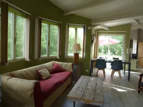 Air-conditioned cottage - Image 2