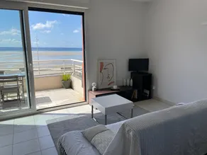Beachfront apartment (2nd floor) - Image 3