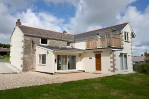 Cornish Cottage Sleeps 8 9 - Image 2