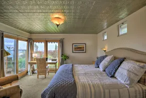 Ocean View Suite With Private Roof Deck - Image 4