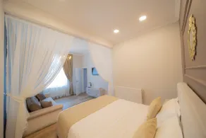 BlueSky Ultra-Central Premium Apartment - Image 2
