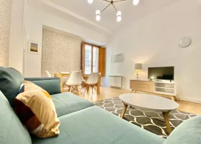 Charming Ópera - Appartement en duplex avec 3 chambres, 2 salles de bain, piscin - Image 5