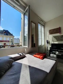 Cozy 40 m2 apartment near Saint-Jean train station - Image 2