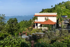 Villa by Mountain Homes- Lansdowne - Image 2