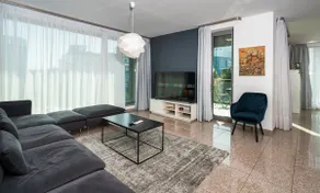 Vertigo 2 Modern 2-Bedroom Apartment with Parking & Vitosha View - Image 2