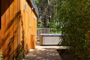 Woodland Lodges with Hot Tub - Image 2
