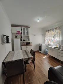 Studio near amenities and 15 minutes from the airport - Image 2