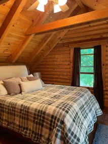 3 bdr 2 bath log cabin, 15 mins from Lake Huron - Image 5