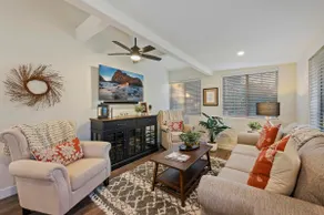 Chateau de Marseille - Luxurious New Two Bedroom - Image 4