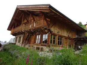 Wooden chalet on the slopes – Les Saisies - Image 2