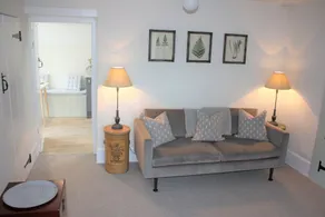 A small but perfectly formed one bedroom cottage - Image 3