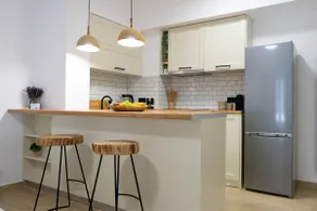 Marilias Luxury Studio Apartment - Image 3