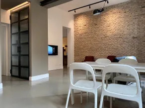 large and bright house with windows overlooking the Colosseum 2 - Image 3