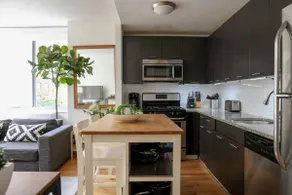 2 Bed Chelsea Apt Elevator Building + Central A/C - Image 2