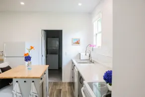 Private Modern Apt -3min from Beach Golf & DT Area - Image 4