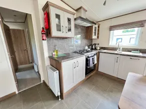 Honeysuckle Hot Tub Lodge - Image 3
