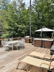 Modern Catskills Log Home by Creek with Hot Tub! - Image 4