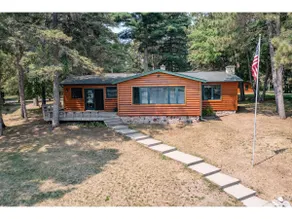 Lakefront Crosslake Cabin + Guest House - Image 3