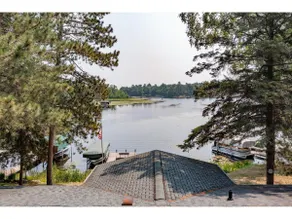 Lakefront Crosslake Cabin + Guest House - Image 2