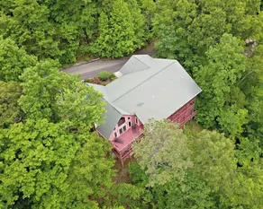 Bailey’s Haven CC Mountain Home - Image 3