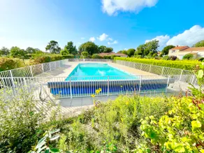 Walking distance to the beach, with pool | Private terrace - Image 3