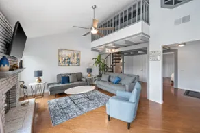  Fully Remodeled, Clean and Cozy, with FREE POOL/SPA HEATING.     - Image 4