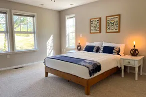 Spacious Farmhouse | Sleeps 10 Guests | Multi-Wing - Image 4