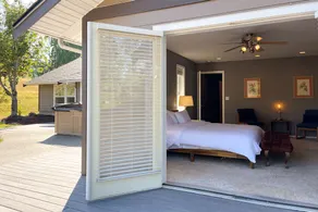 Spacious Farmhouse | Sleeps 10 Guests | Multi-Wing - Image 5