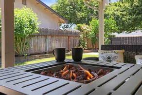 3bd/2ba Home | Foosball Table | BBQ & Fire Pit - Image 4