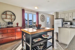 Riverfront cottage with Stunning Sunset Views - Image 3