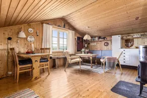 Remote mountain cabin hideaway - Image 4