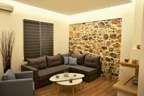 Nana's house - Image 2