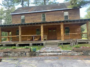 Cowboy Lodge-6 Bedrooms - Image 2