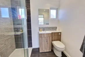 67 Broadside Holiday Chalet near Broads & Beaches - Image 5