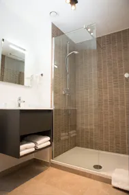 Aparthotel in town – Studio - Image 4