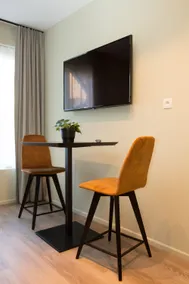 Aparthotel in town – Studio - Image 3
