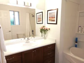 Tranquil Retreat 2-Bedroom Suite on 2nd Floor - Image 3
