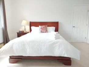 Tranquil Retreat 2-Bedroom Suite on 2nd Floor - Image 2