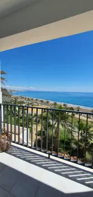 Beachfront · Terrace and ocean views - Image 5