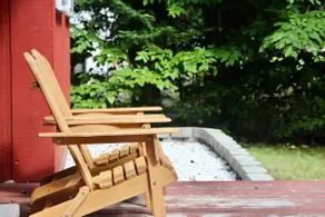 Escape to a 3-Bedroom Cabin in Lower Catskills - Image 2