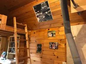 Peaceful Cabin Getaway - Image 4