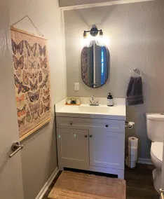 The Delores - 2 Bedroom Apt in Quilt Town, USA - Image 5