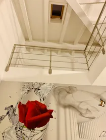 The Three Roses - Image 4