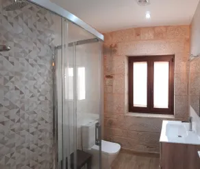 ”DETACHED” STONE Cottage + Wifi + Air conditioning - Image 4