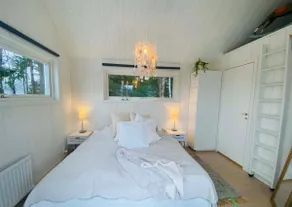 B&B in a rural setting with both sauna and pool. - Image 2